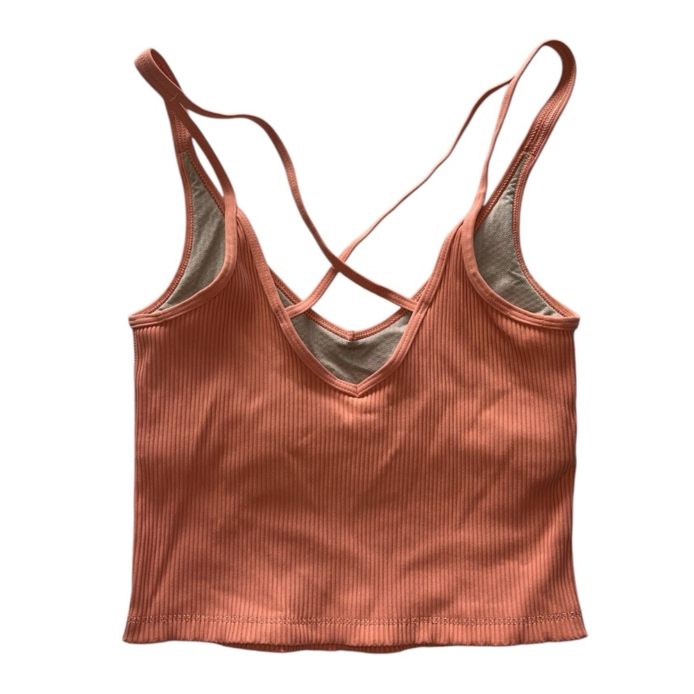 Vuori Rib Crop Tank - Picture 4 of 9